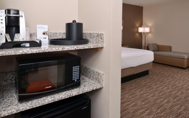 Holiday Inn Express & Suites Williams, an IHG Hotel