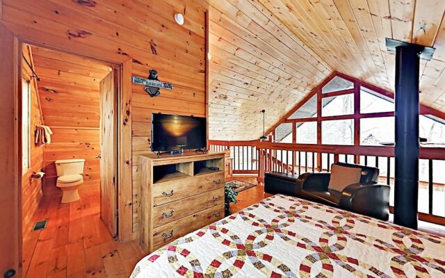 A Birds Song - 2 Br Cabin