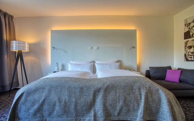 FourSide Plaza Hotel Trier, Trademark Collection by Wyndham