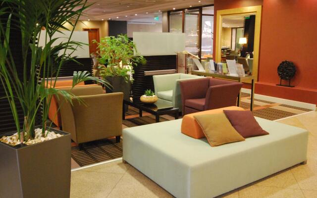 Lions Garden Hotel