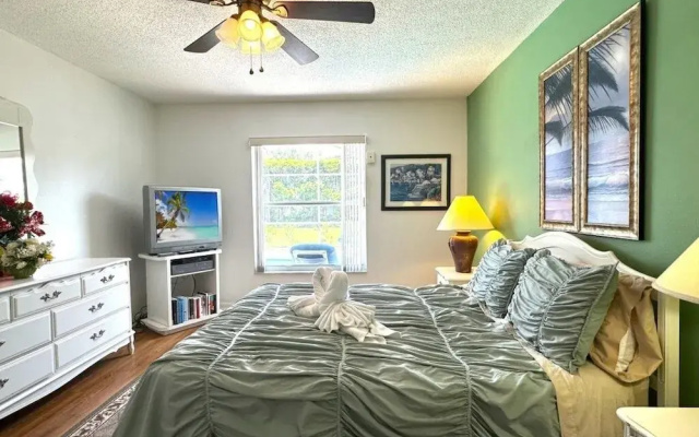 1566oht 2 Bedroom Villa by Redawning