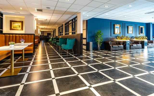 Adoryal Hotel