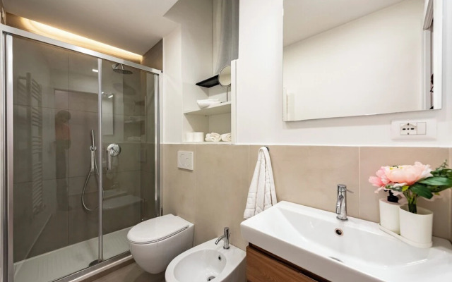 Lovely Flat In Genova Historic Center B