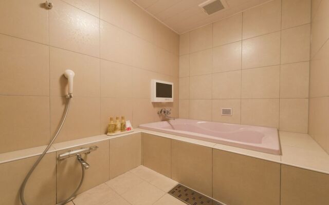 HOTEL IRIS - Adult Only