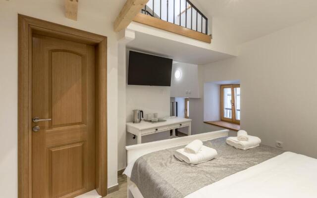 Cosmijeva Luxury Rooms