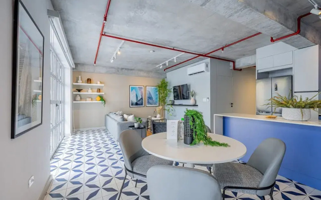 w Cozy 2BR in Plaza Herrera