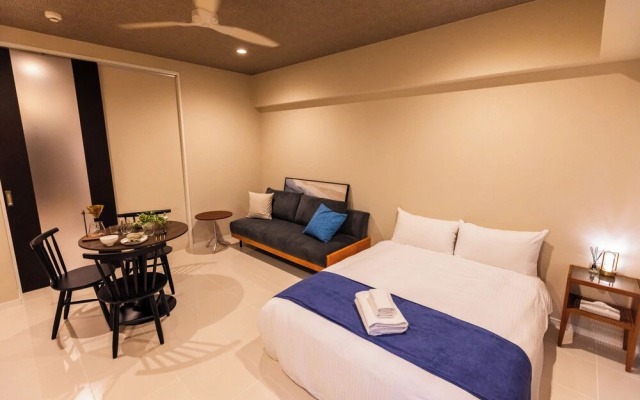 Grand blue105 – Guest Rooms – Onna