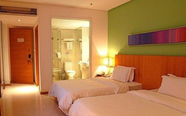Yoland Hotel