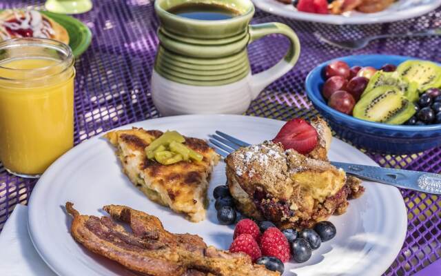 Bobcat Inn Bed and Breakfast