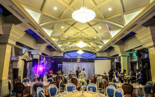 The Luneta Hotel