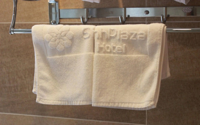 SinhPlaza