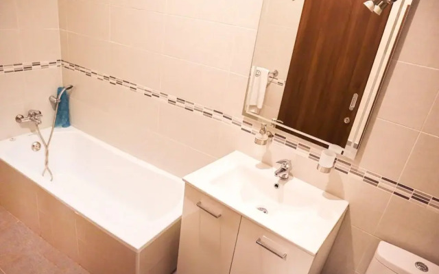 Siku Gozitan House With Pool hot tub