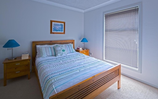 The Waves Port Macquarie – Guest Rooms – Port Macquarie