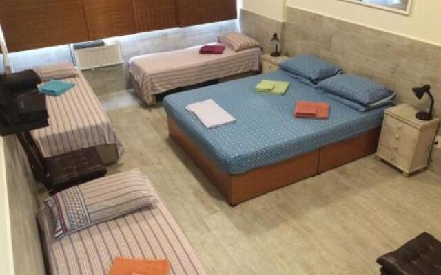 Alex Rio Flats Studio Arpoador