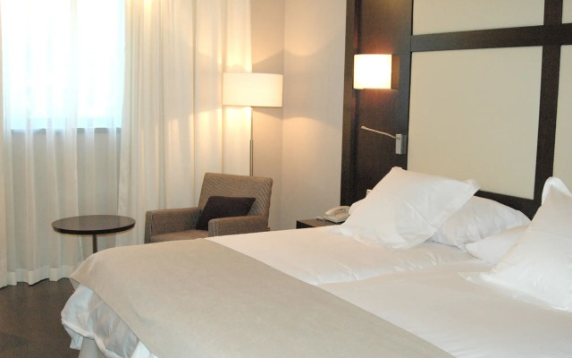 Hotel Maydrit Airport