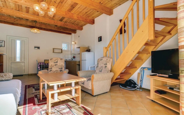 Amazing Apartment in Rowy With 2 Bedrooms