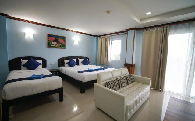 Sea Mountain Khanom Hotel
