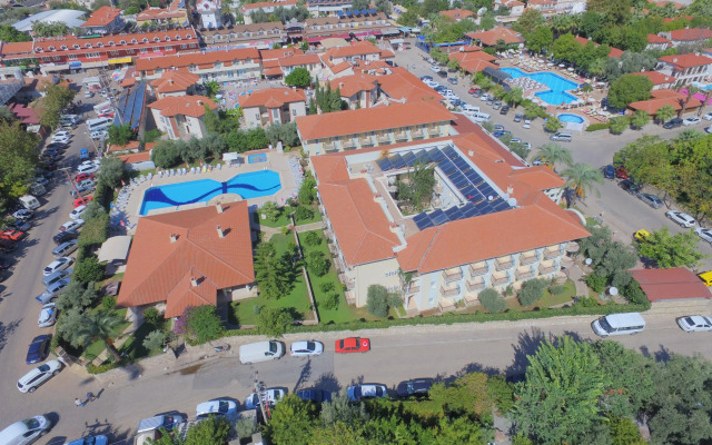 Mavruka Hotel