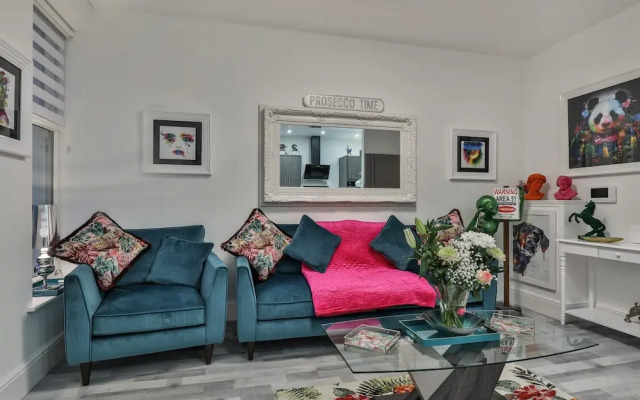The Monroe, Luxury for up to 4 Guests