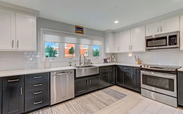 Spacious Beachfront 3BR in Amelia Island Sandpiper Loop