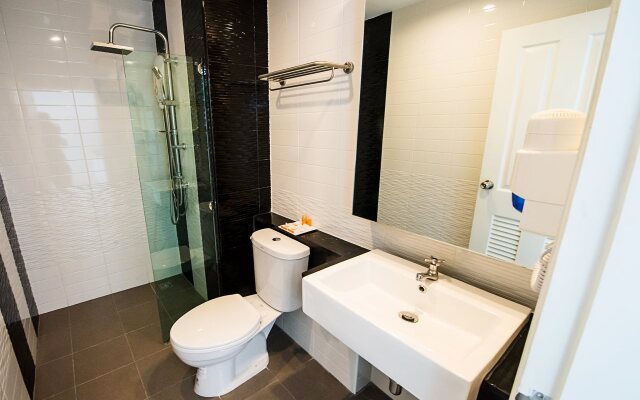 B2 Mae Sot Premier Hotel