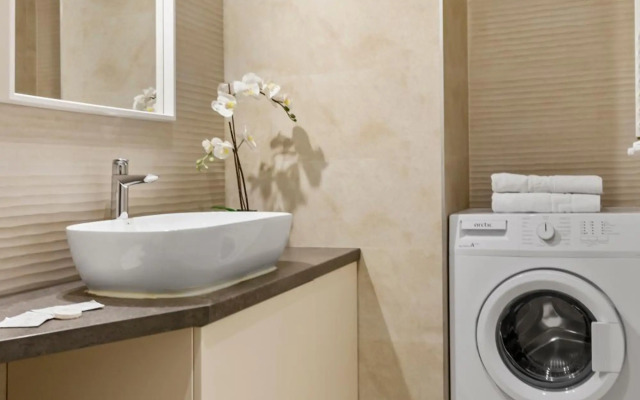 AQUARIUS: Upscale Flat in the Heart of Bucharest!