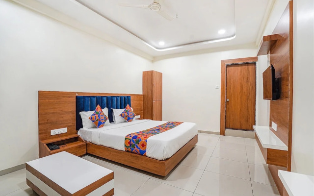 Fabhotel Hk Villa