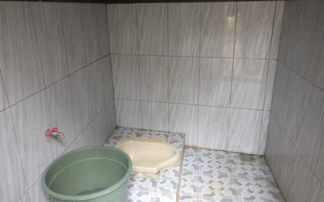 Homestay Kurnia - Hostel