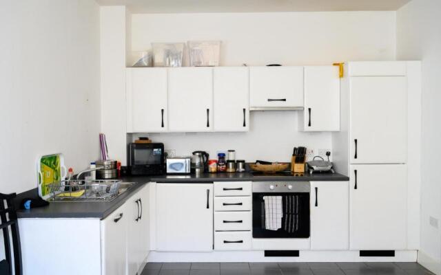 Amazing 3 Bedroom apartment in the center of Town
