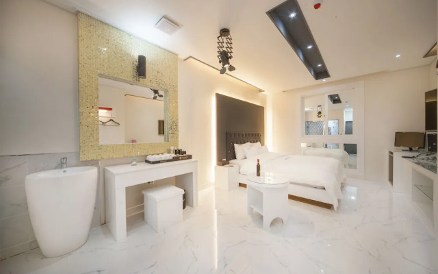 Samho Hotel