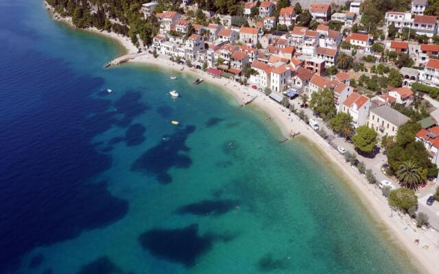 Dalsi - 10 m from beach - A4(2+2)