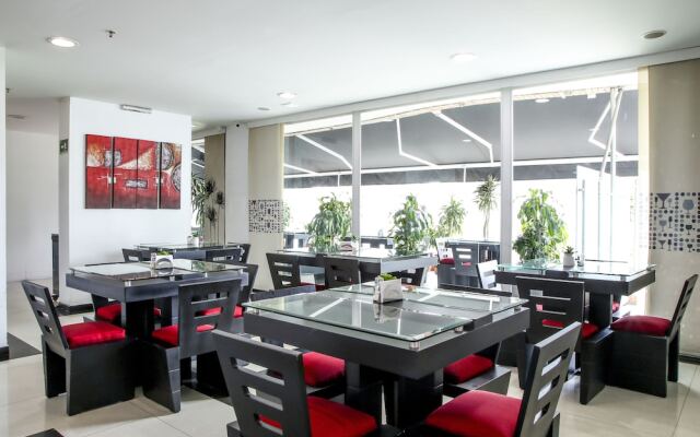 Parque 63 Hotel