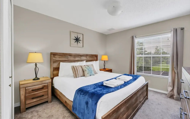 Family Oasis, Cozy Retreat With Bunk Room