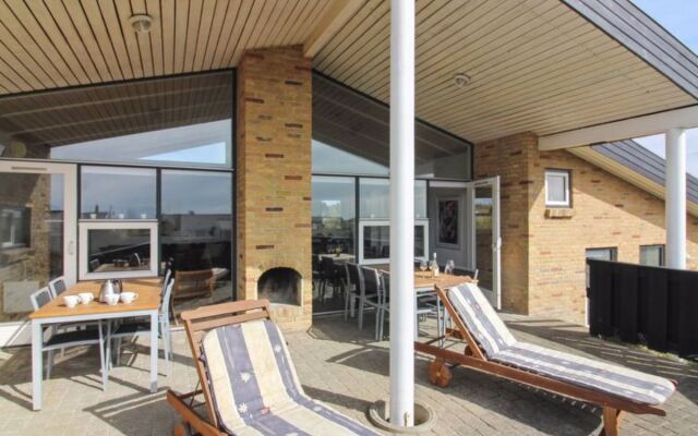 "Zoya" - 300m from the sea in NW Jutland
