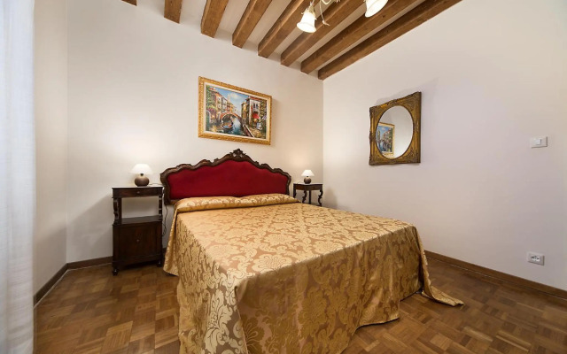 at 2 minutes from San Marco square