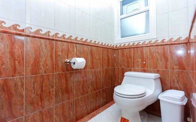 Grand Spacious Suite near YVR by Elevate Rooms