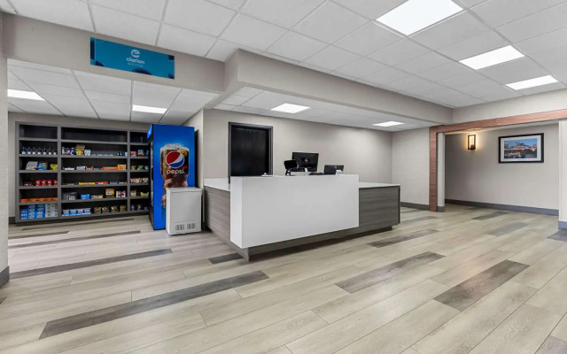 Clarion Pointe Franklin - Nashville Area