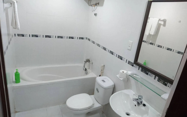 Modern SaiGon Hotel 2
