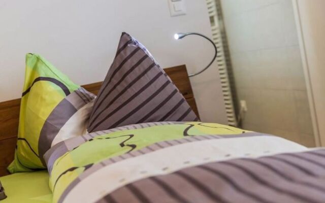 Apartmenthaus Riederhoru A 1. OG Ost