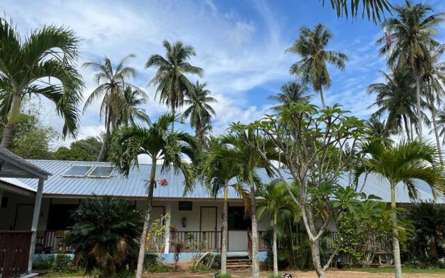 Orchard House Resort