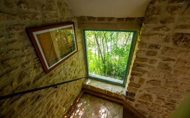 Maison d'Hôtes La Ferme de L'Oudon & Spa