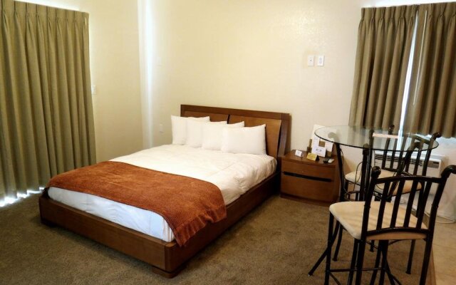 Canyon Plaza Premier Studio and Apartments