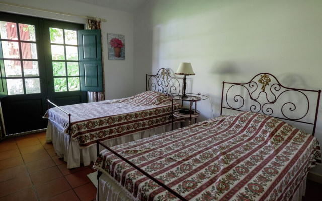 Cozy Mansion in Ponte de Lima With Pool