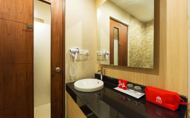 ZEN Rooms Kuta Tuban Suites