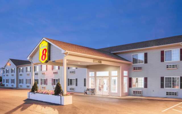 Super 8 by Wyndham Neosho