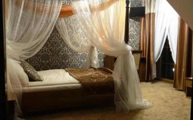 Hotel i Restauracja Lwów