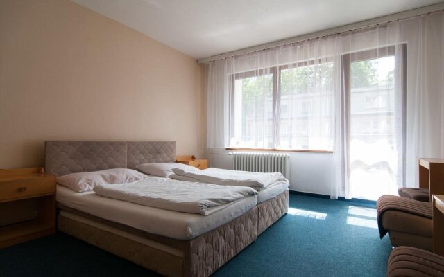 Hotel Radejov