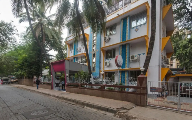 OYO 408 Vile Parle