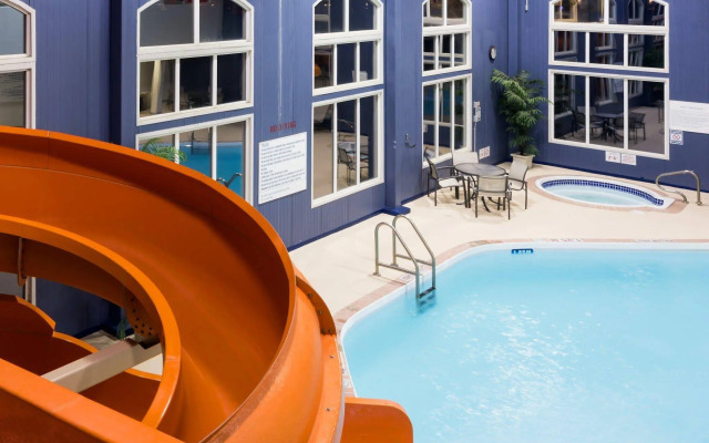 Radisson Hotel & Suites Fort McMurray