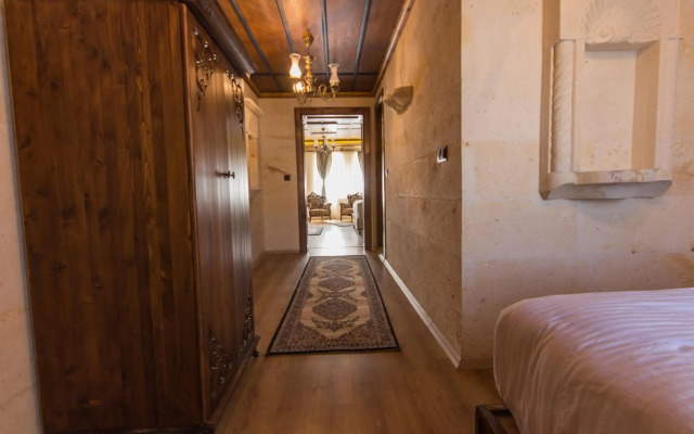 Empire Cave Hotel
